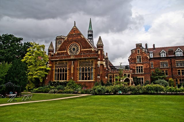 The best gardens to visit in Cambridgeshire